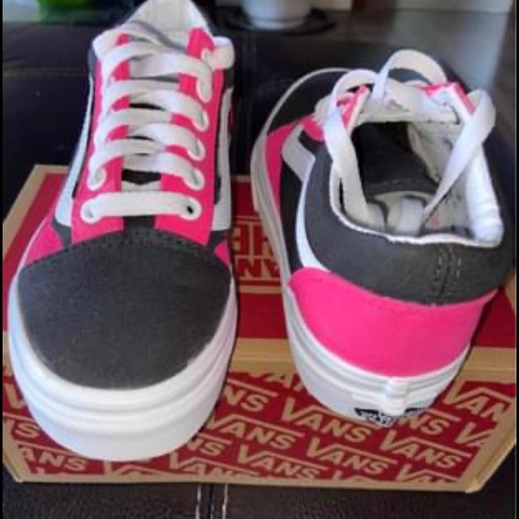 Kids Vans - Picture 4 of 4